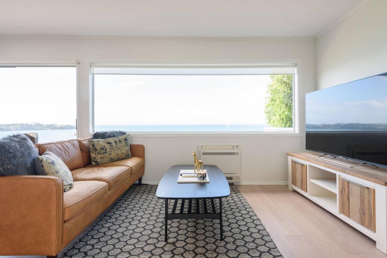 Luxury House With Clifftop Seaview Whangaparaoa Exteriér fotografie